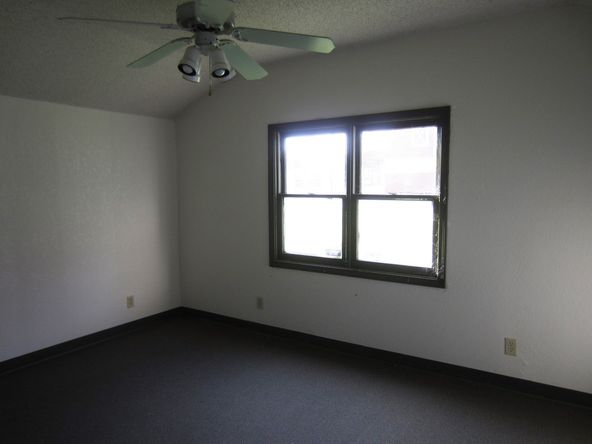5135 S Campbell Ave, Springfield, MO 65810
